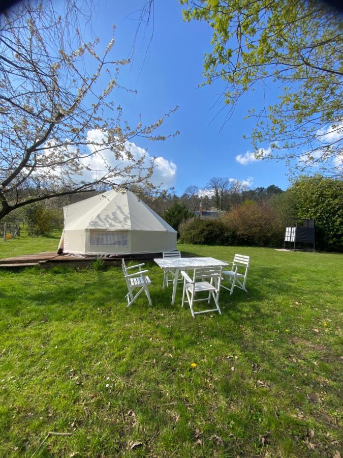Loire Valley Llama Farm Stay Saint-Cyr-Les-Champagnes Dış mekan fotoğraf