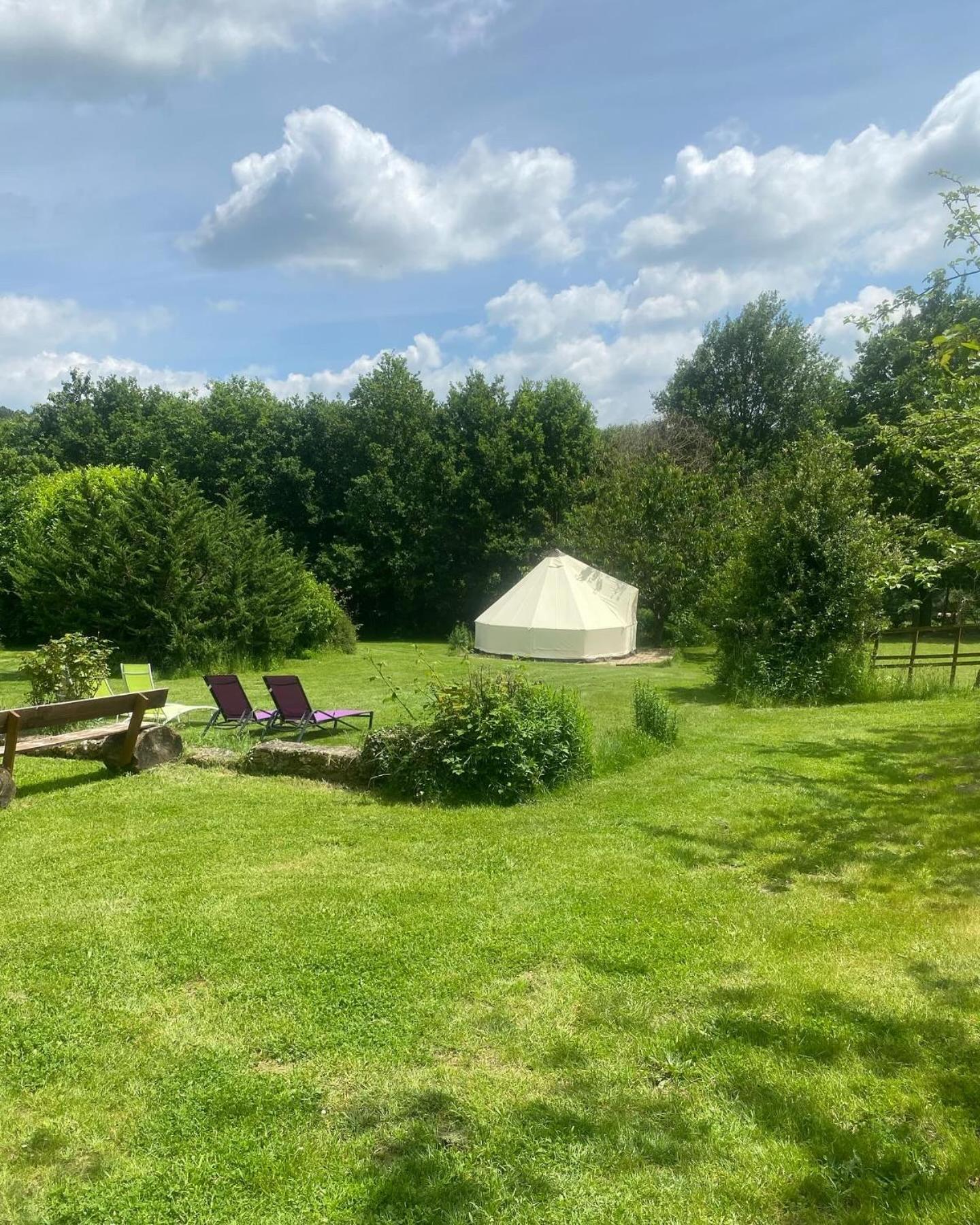 Loire Valley Llama Farm Stay Saint-Cyr-Les-Champagnes Dış mekan fotoğraf